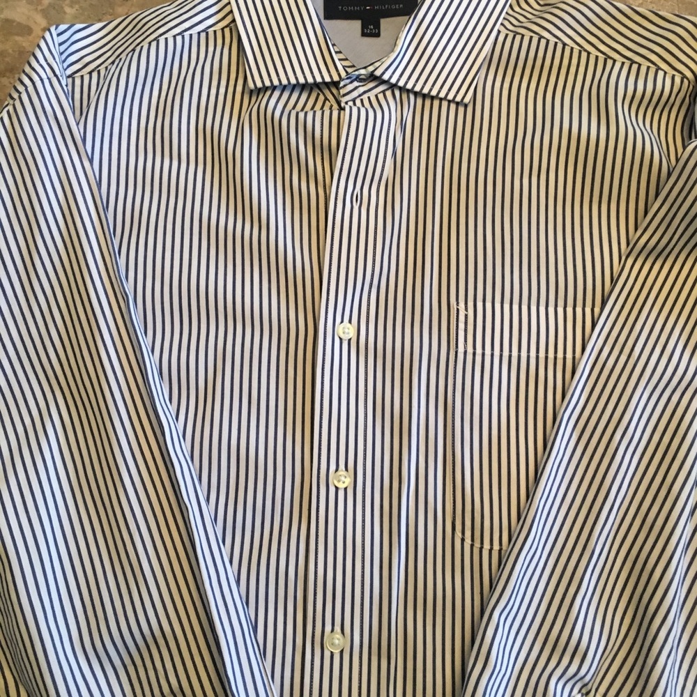 Men’s Striped Tommy Hilfiger shirt - Picture 1 of 2